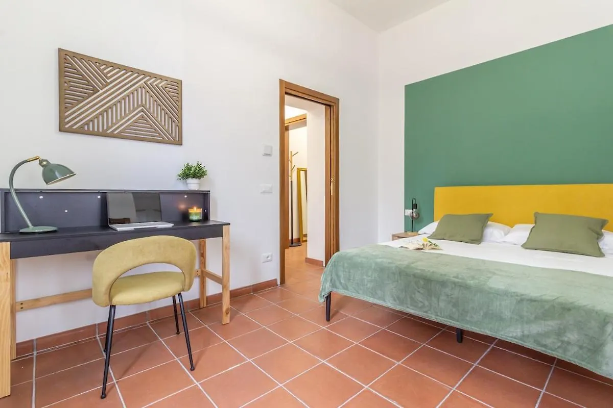 Art Nouveau Apartment With Garden Near The Station Vérone Italie